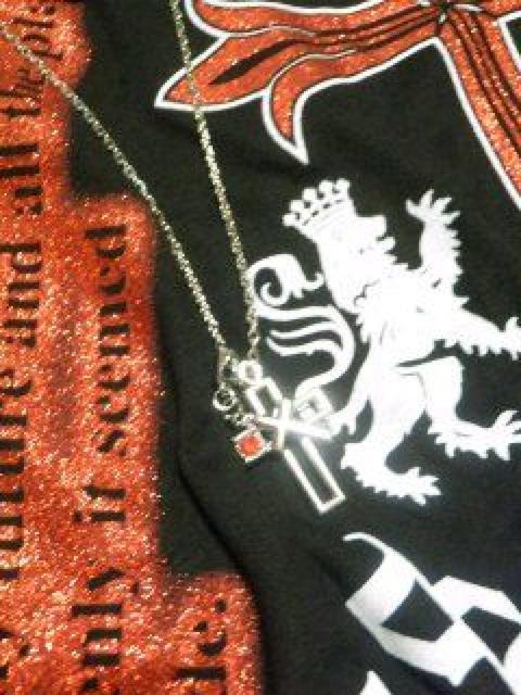 ジルコニア入ダブルクロスネックレス付♪ジレベスト+プリントTシャツ 3点セット < 男性ファッション ジルコニア入ダブルクロスネックレス付♪ジレベスト+プリントTシャツ 3点セット < 男性ファッションの