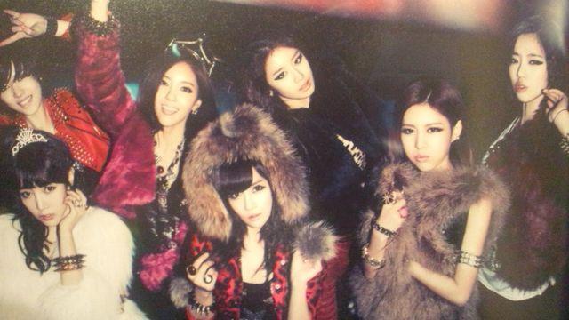 激安!激レア!☆T-ARA/CryCry&Lovery-Dovey限定盤/Blu-ray☆美品! < タレントグッズ 激安!激レア!☆T-ARA/CryCry&Lovery-Dovey限定盤/Blu-ray☆美品! < タレントグッズの