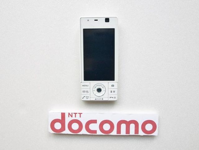 安心の保証付♪未使用 F-05C シルキーホワイト 本体のみ < 家電/AV  安心の保証付♪未使用 F-05C シルキーホワイト 本体のみ < 家電/AVの
