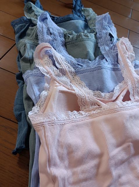 AUNIQLO.レースリブ素材カップ付きキャミソール★ブラキャミ.ラベンダー★素敵★送料無料★ < 女性ファッション  AUNIQLO.レースリブ素材カップ付きキャミソール★ブラキャミ.ラベンダー★素敵★送料無料★ < 女性ファッションの