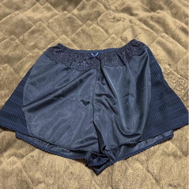 タンス整理品 衣類 おまとめOK ホームクリーニング済み ネイビー フレアパンツ Mサイズ < 女性ファッション  タンス整理品 衣類 おまとめOK ホームクリーニング済み ネイビー フレアパンツ Mサイズ  < 女性ファッションの