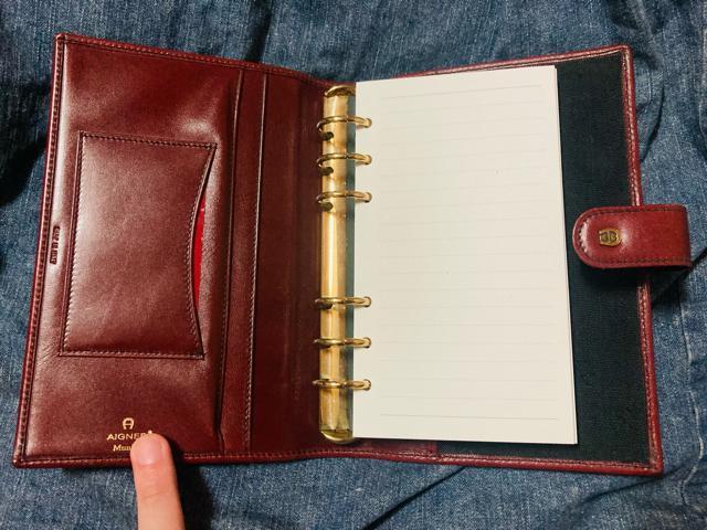 aigner アイグナー レザー バインダー ノート 本革 イタリア製 ルーズリーフ付き メンズ レディース < ブランド aigner アイグナー レザー バインダー ノート 本革 イタリア製 ルーズリーフ付き メンズ レディース < ブランドの
