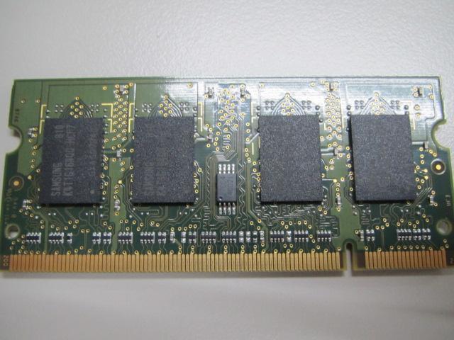 SAMSUNG M470T2864QH3-CF7 PC2-6400S 1GB < PC本体/周辺機器 SAMSUNG M470T2864QH3-CF7 PC2-6400S 1GB < PC本体/周辺機器の