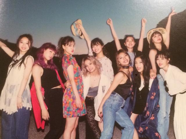 激安!超レア☆E-girls/Love Queen☆初回盤CD+DVD+写真集☆美品! < タレントグッズ  激安!超レア☆E-girls/Love Queen☆初回盤CD+DVD+写真集☆美品! < タレントグッズの