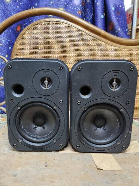 �V�i���l�����i�I�E�[�t�@�G�b�W�����ρIJBL�R���p�N�g�X�s�[�J�[CONTROL1 �� �Ɠd/AV�� 