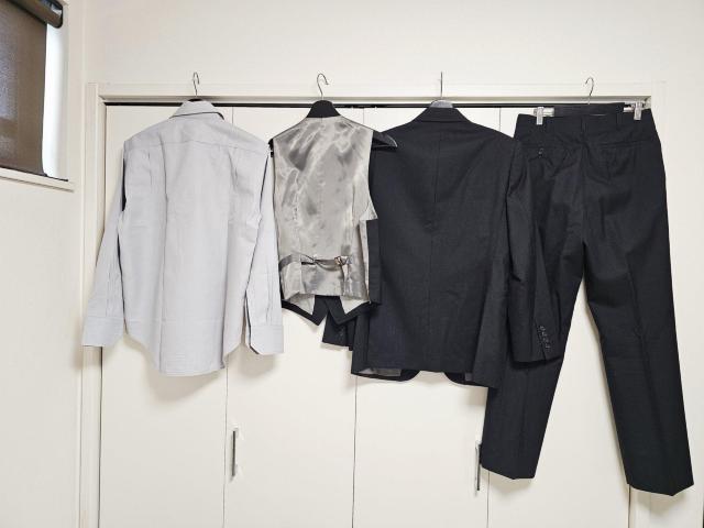 TAKEO KIKUCHI �X�g���C�v�X�[�c �㉺+�x�X�g+Y�V���c 4�_�Z�b�g �� �u�����h�� 