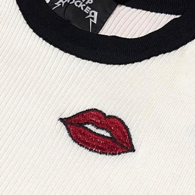 【新品/HiP ROCKER】唇刺繍入バイカラーリブニット < ブランド  【新品/HiP ROCKER】唇刺繍入バイカラーリブニット < ブランドの