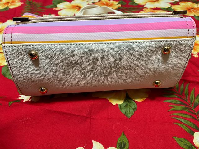 iSamantha ThavasaJtbag  uh 