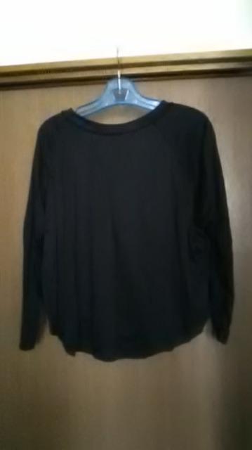 新品*シンプルな長袖Tシャツ < 女性ファッション  新品*シンプルな長袖Tシャツ < 女性ファッションの