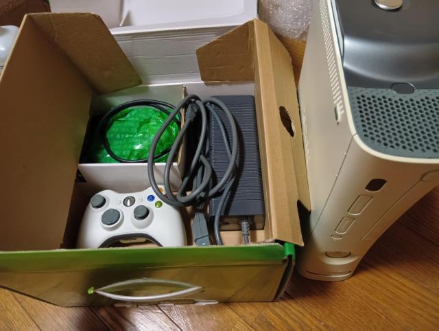 xbox360�A�[�P�[�h �� �Q�[���{��/�\�t�g�� 