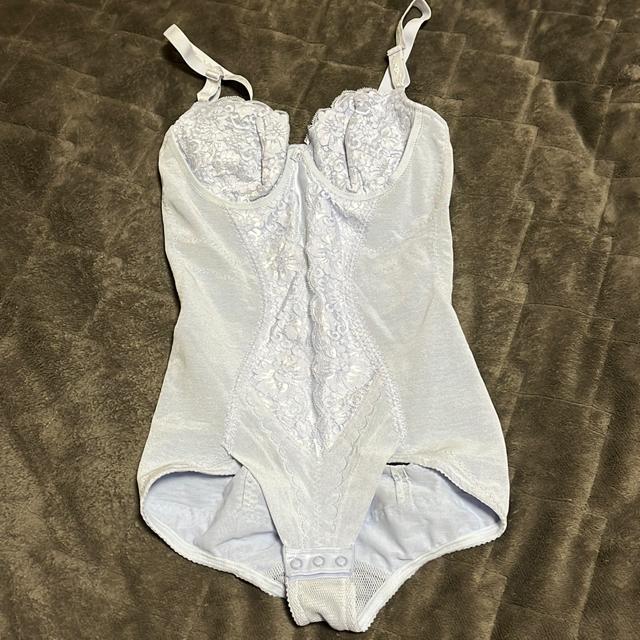 ^Xi@ߗށ@܂ƂOK z[N[jOς݁@{fBX[c@p[v@B80L   t@bV 