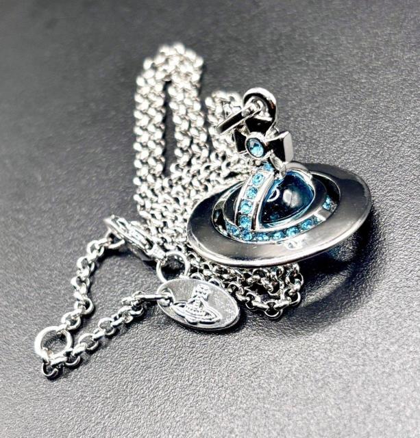 Vivienne Westwood 6_Zbg