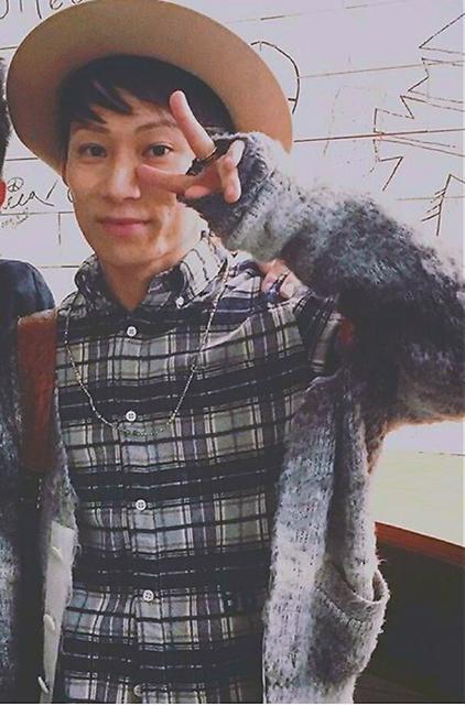 takuya着 sacai グラデーションカーディガン < 男性ファッション  takuya着 sacai グラデーションカーディガン < 男性ファッションの