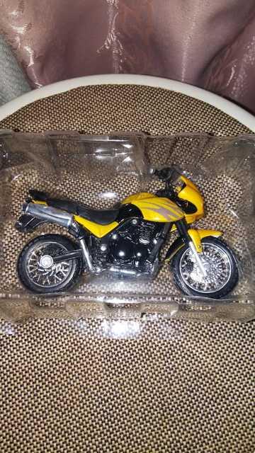 gRNVgCAtTIGERfBASXeB[j   zr[ 