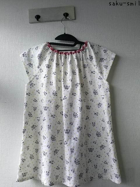 saku-smile スモック 130~140 袖なし ぱんだ < キッズ/ベビー  saku-smile スモック 130~140 袖なし ぱんだ < キッズ/ベビーの