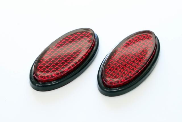 汎用ブラック枠付き リフレクター 小 レッド 赤 黒 < 自動車/バイク 汎用ブラック枠付き リフレクター 小 レッド 赤 黒 < 自動車/バイク