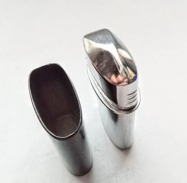 昭和レトロ オイルライター 黒色 新品・未使用 錆び付き < 男性ファッション  昭和レトロ オイルライター 黒色 新品・未使用 錆び付き < 男性ファッションの