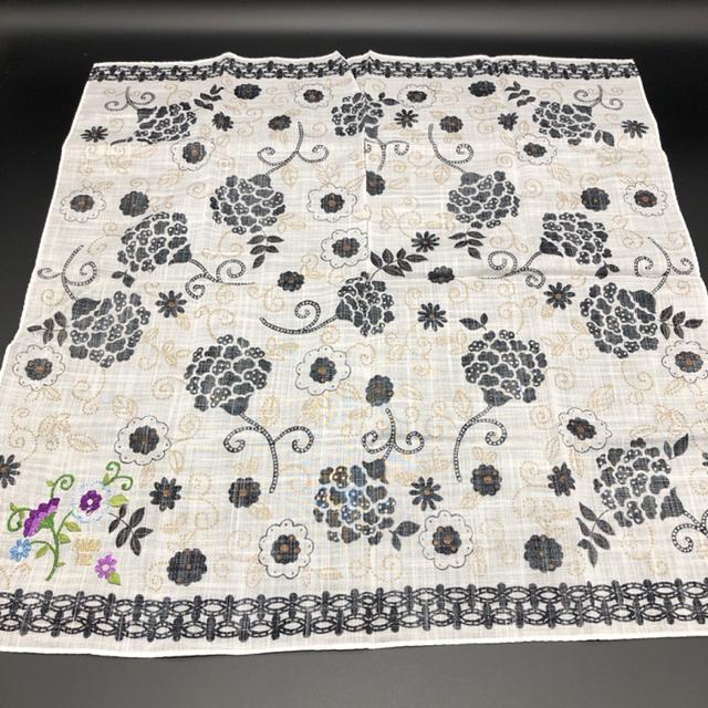 ���� ANNA SUI �A�i�X�C �n���J�`