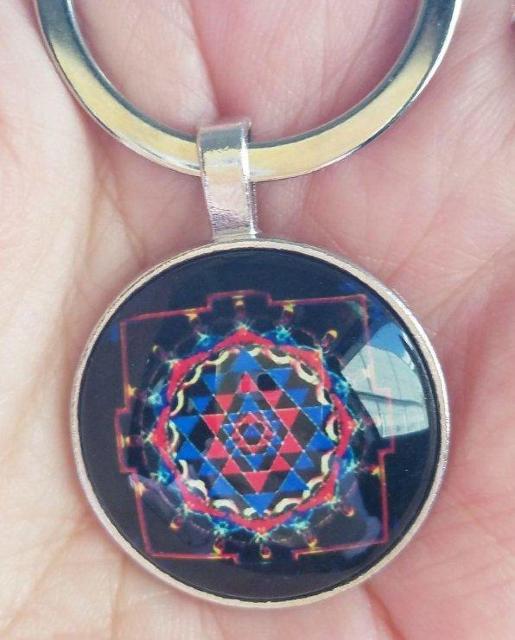 ヤントラ キーホルダー < 女性ファッション  ヤントラ キーホルダー < 女性ファッションの