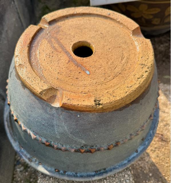 【中国古盆器】 海鼠釉外縁丸鉢33p 青灰色 陶器製 丸型 植木鉢 盆栽蜂 < ペット/手芸/園芸  【中国古盆器】 海鼠釉外縁丸鉢33p 青灰色 陶器製 丸型 植木鉢 盆栽蜂 < ペット/手芸/園芸の