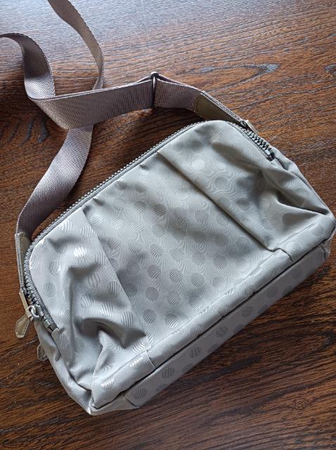 Y�fSACCS �O���V�����_�[�o�b�N�����i���y�ʃ|�P�b�g��R�O���֗����J�[�L������������ �� �����t�@�b�V������ 