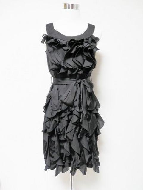 BCBG黒フリルエレガントミディアムワンピドレスフォーマル高級 < 女性ファッション BCBG黒フリルエレガントミディアムワンピドレスフォーマル高級 < 女性ファッションの