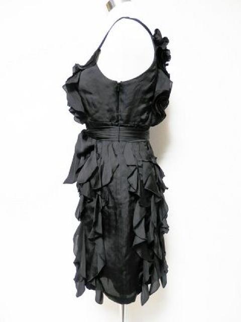 BCBG黒フリルエレガントミディアムワンピドレスフォーマル高級 < 女性ファッション BCBG黒フリルエレガントミディアムワンピドレスフォーマル高級 < 女性ファッションの