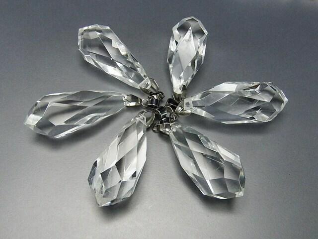 AA天然水晶 オリジナル しずく カット ペンダント 天然石 ステンレス ネックレス < 女性アクセサリー/時計  AA天然水晶 オリジナル しずく カット ペンダント 天然石 ステンレス ネックレス < 女性アクセサリー/時計の