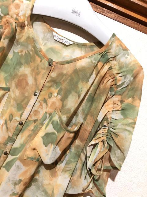 KATHARINE ROSS キャサリンロス 花柄のブラウス 日本製 < ブランド  KATHARINE ROSS キャサリンロス 花柄のブラウス 日本製 < ブランドの