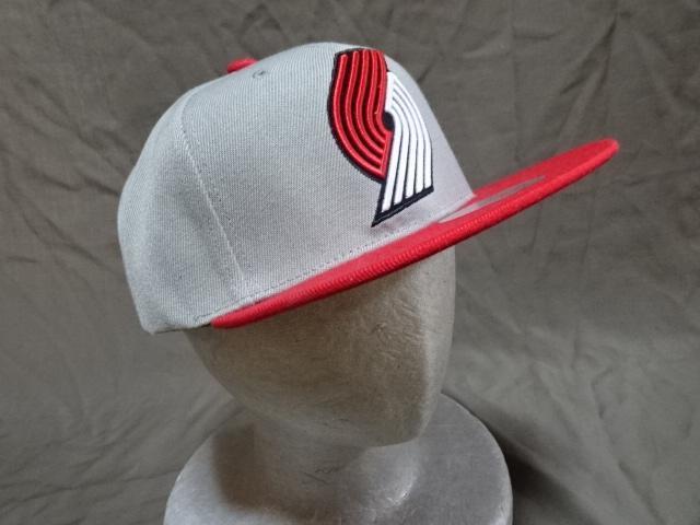 【Mitchell & Ness】 NBAバスケ【Portland TrailBlazers】ロゴ刺繍入りCAP < 男性ファッション  【Mitchell & Ness】 NBAバスケ【Portland TrailBlazers】ロゴ刺繍入りCAP < 男性ファッションの