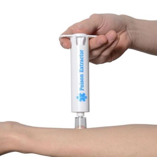 2018NǔŁz NEW GNXgN^[ |CY[o[  CeA/Ct 