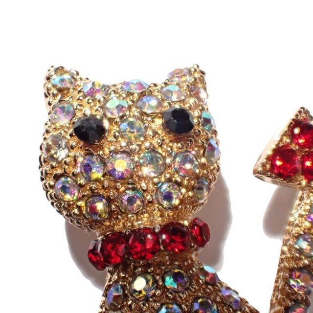 金色 猫 ネコ ねこ ラインストーン リボン ピンブローチ ブローチ ピンバッジ バッジ ピンズ ラペルピン ゴールド色 < 女性アクセサリー/時計  金色 猫 ネコ ねこ ラインストーン リボン ピンブローチ ブローチ ピンバッジ バッジ ピンズ ラペルピン ゴールド色 < 女性アクセサリー/時計の