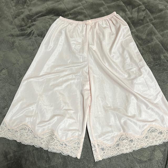☆☆☆☆タンス整理品 衣類 おまとめOK ホームクリーニング済み ペチコート ピンク系 M-60 < 女性ファッション  ☆☆☆☆タンス整理品 衣類 おまとめOK ホームクリーニング済み ペチコート ピンク系 M-60  < 女性ファッションの