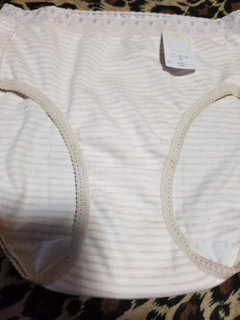 レディース ショーツ ボーダー柄。Mサイズ。レース < 女性ファッション レディース ショーツ ボーダー柄。Mサイズ。レース < 女性ファッションの