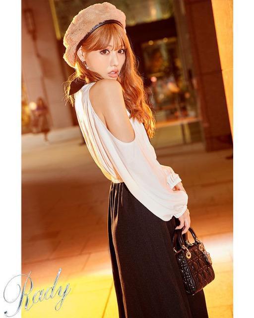 Rady☆大人気☆ボウタイマキシワンピ☆S☆新品同様 < ブランド Rady☆大人気☆ボウタイマキシワンピ☆S☆新品同様 < ブランドの