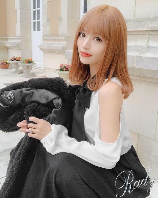 Rady☆大人気☆ボウタイマキシワンピ☆S☆新品同様 < ブランド Rady☆大人気☆ボウタイマキシワンピ☆S☆新品同様 < ブランドの