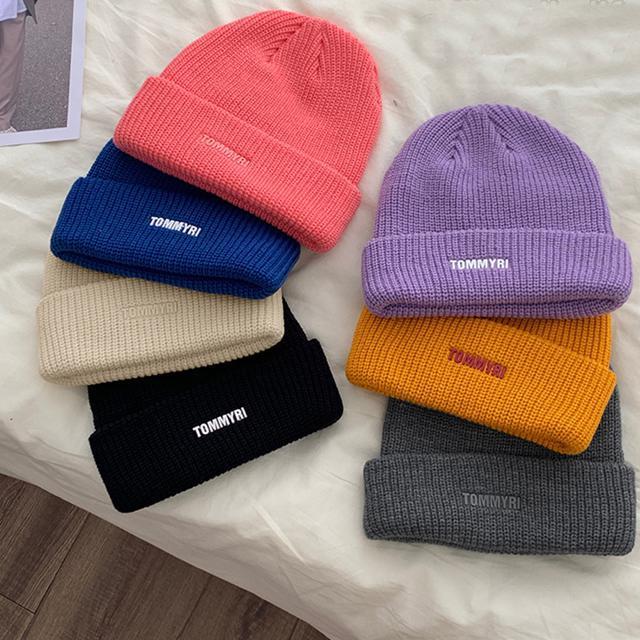 送料無料 新品 7カラー ニット帽子 レディース 英字ロゴ < 女性ファッション  送料無料 新品 7カラー ニット帽子 レディース 英字ロゴ < 女性ファッションの