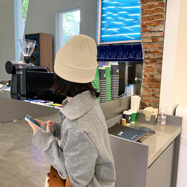 送料無料 新品 7カラー ニット帽子 レディース 英字ロゴ < 女性ファッション  送料無料 新品 7カラー ニット帽子 レディース 英字ロゴ < 女性ファッションの