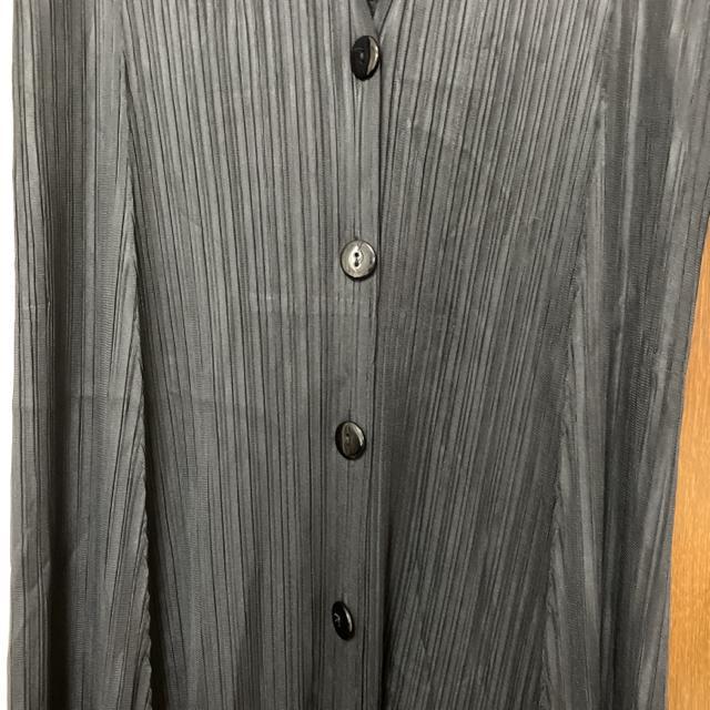 即決 新品 ebony ロングシャツ BC5-80083 < 女性ファッション  即決 新品 ebony ロングシャツ BC5-80083 < 女性ファッションの