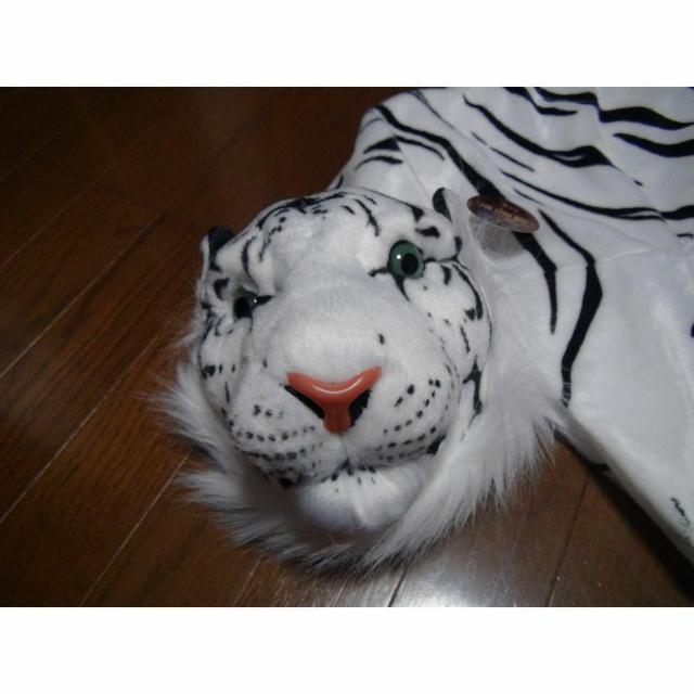 REA TIGER MAT A zCg^CK| }bg Vi^Ot !B   