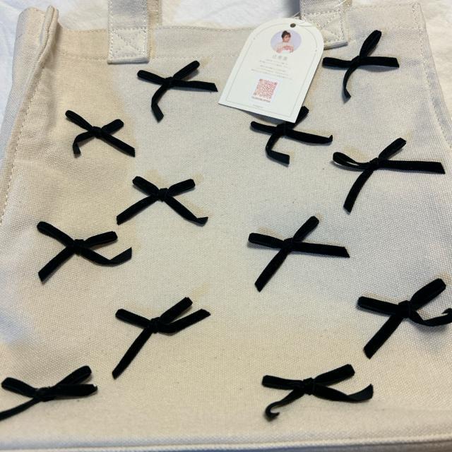 しまむら★ 辻ちゃんコラボ  リボントートバッグ(ホワイト) < ブランド  しまむら★ 辻ちゃんコラボ  リボントートバッグ(ホワイト) < ブランドの