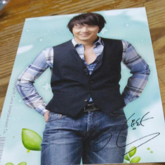 ☆パク・ヨンハ☆絵はがき10枚。缶バッチ < タレントグッズ  ☆パク・ヨンハ☆絵はがき10枚。缶バッチ < タレントグッズの