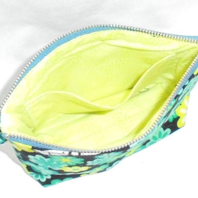 yPXpzCHELSEA`FV[E[OgXJb`t@Xi[|[`