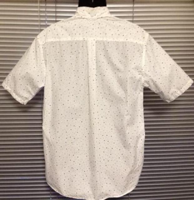 《TOMMY HILFIGER》シャツ ステューシー ボルコム フェノメノン ヴィンテージ 古着 VINTAGE スト系 < ブランド  《TOMMY HILFIGER》シャツ ステューシー ボルコム フェノメノン ヴィンテージ 古着 VINTAGE スト系 < ブランドの