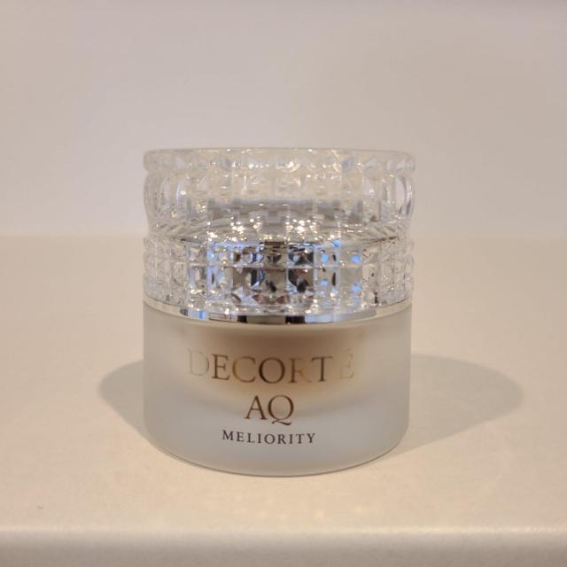【撮影のため数回使用】コスメデコルテAQミリオリティ リペアトリートメント セラムファンデーション 302 < ブランド 【撮影のため数回使用】コスメデコルテAQミリオリティ リペアトリートメント セラムファンデーション 302 < ブランドの
