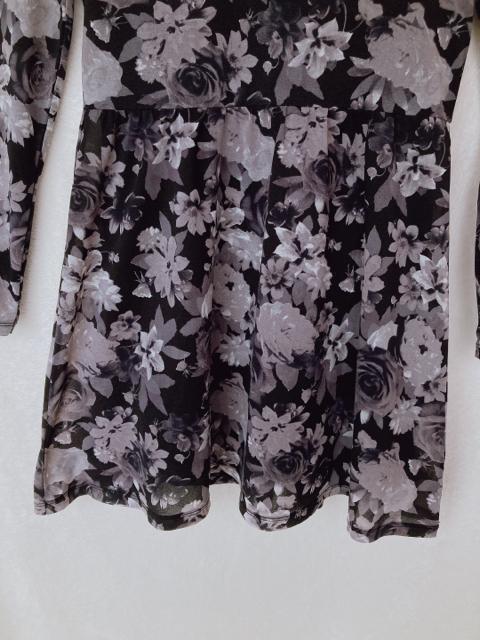 EMODA モノトーン 長袖 総柄 花柄 薔薇柄 シック ワンピース M N2m < ブランド  EMODA モノトーン 長袖 総柄 花柄 薔薇柄 シック ワンピース M N2m < ブランドの