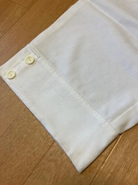 ハワイ購入☆スカーフベルト付ショートパンツ白 < 女性ファッション  ハワイ購入☆スカーフベルト付ショートパンツ白 < 女性ファッションの