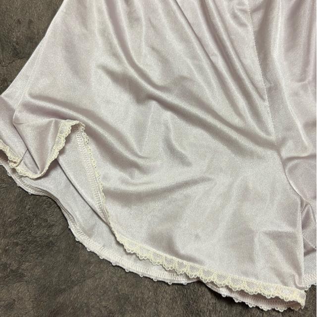 タンス整理品 衣類 おまとめOK ホームクリーニング済み ペチパンツ Mサイズ パープル < 女性ファッション  タンス整理品 衣類 おまとめOK ホームクリーニング済み ペチパンツ Mサイズ パープル < 女性ファッションの