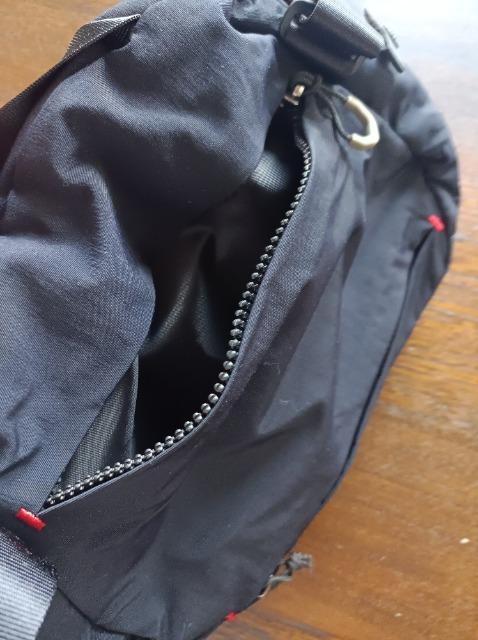 ミレスト★MILESTO多機能ポケットショルダーバック★新品同様★柔らか生地便利★送料無料★男女OK★ < 女性ファッション ミレスト★MILESTO多機能ポケットショルダーバック★新品同様★柔らか生地便利★送料無料★男女OK★ < 女性ファッションの