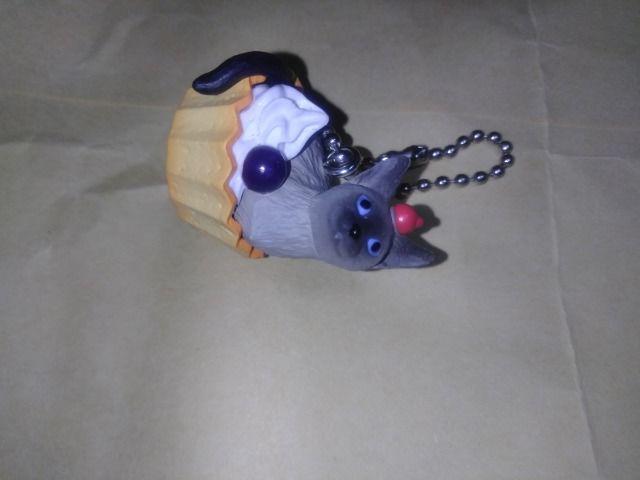 シャム猫 ケーキ ボールチェーンホルダー < おもちゃ  シャム猫 ケーキ ボールチェーンホルダー  < おもちゃの